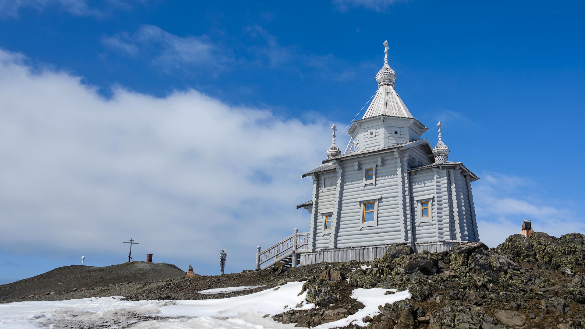 This Russian Orthodox church is a familiar landmark.